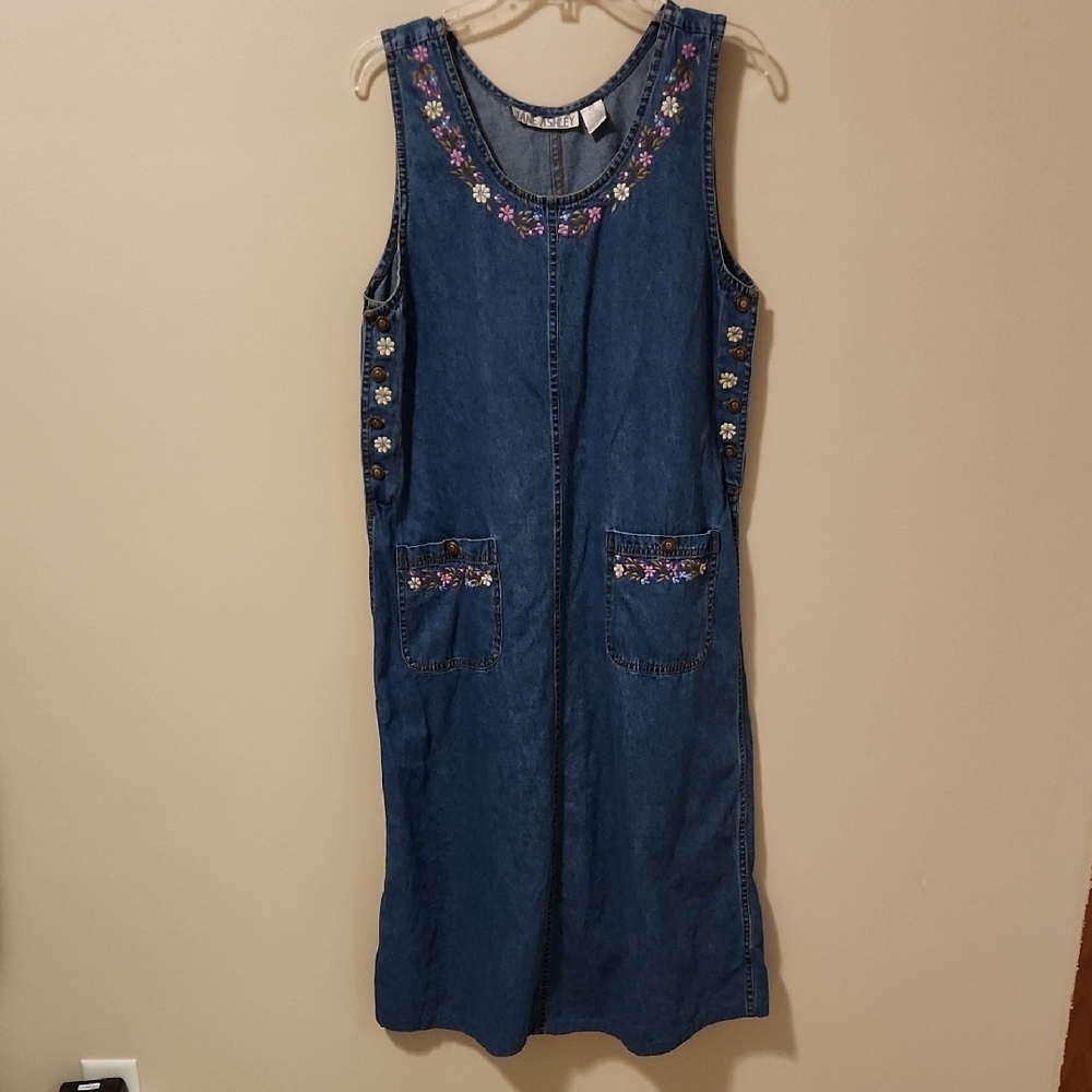 Jane Ashley Womens Vintage Denim Dress M Maxi w Floral Embridered Neck Pockets